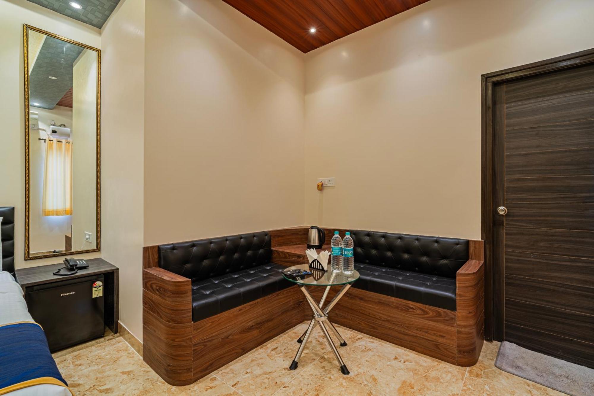 The Venue By Seasons Suites- Dod Ballāpur Exterior foto